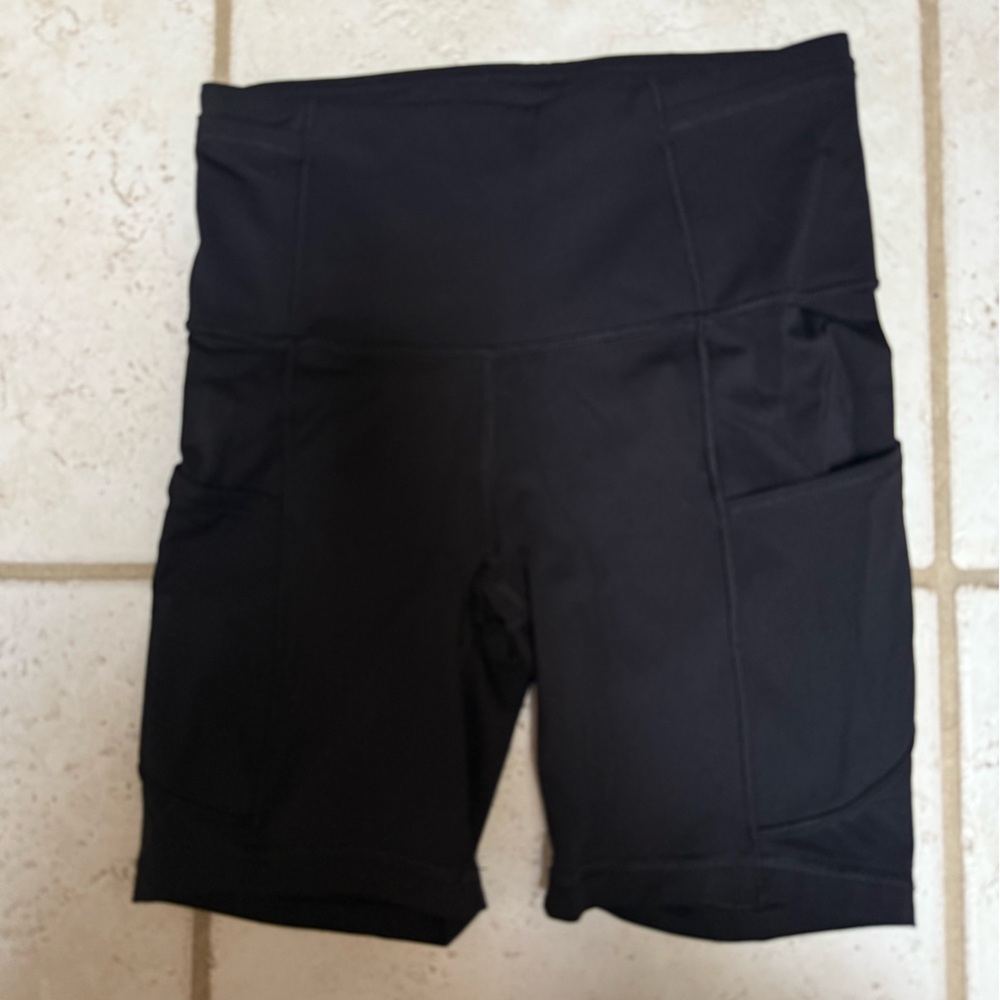 lululemon athletica High-Rise Black Bike Shorts - Picture 4 of 8